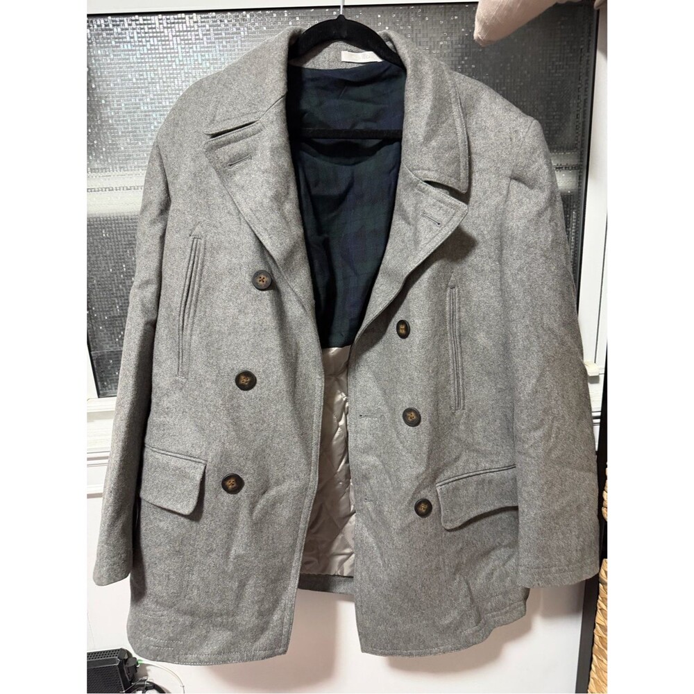 Classic Men's Gray Double-Breasted Coat
